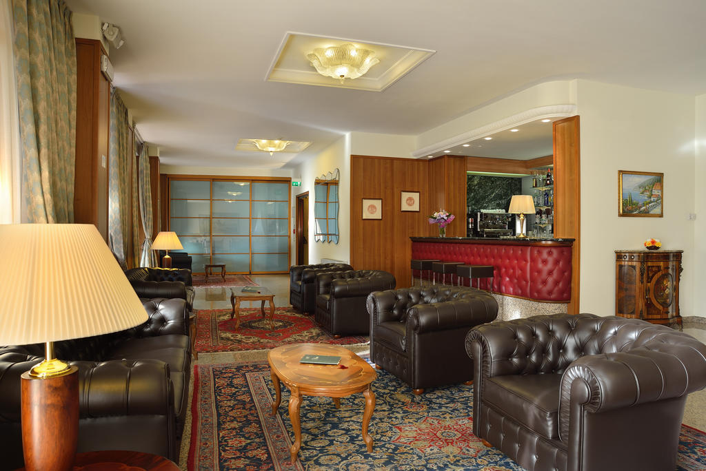Hotel Rossini Pesaro Kültér fotó